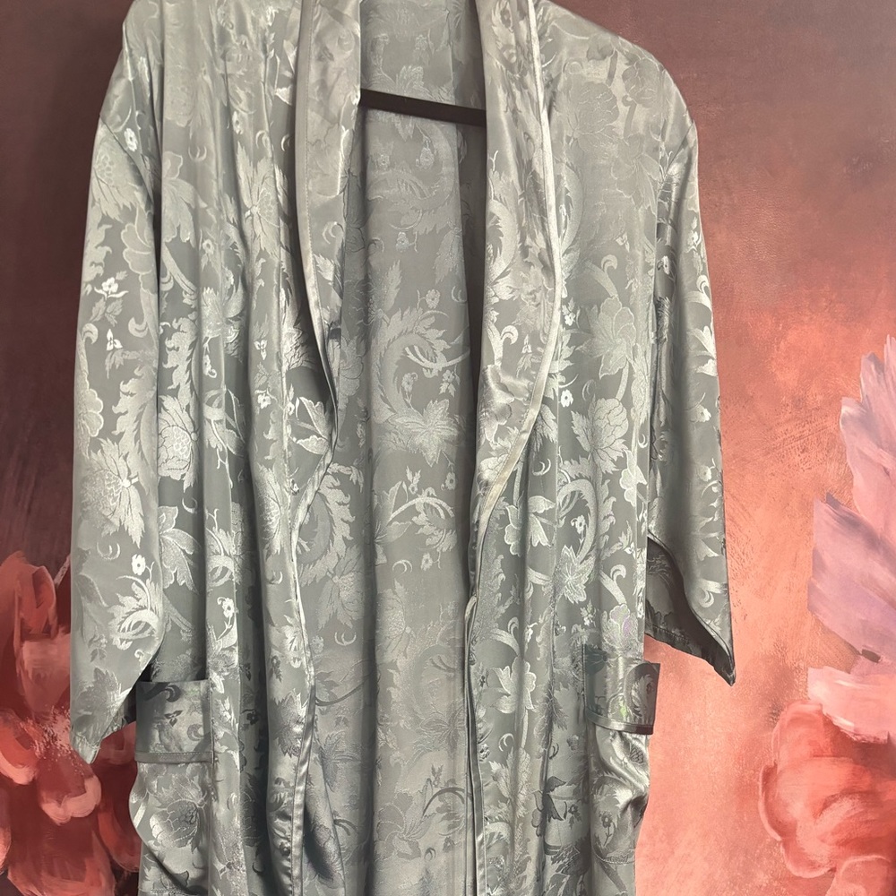 Beautiful Green Satin Jacquard Victoria Secret Floor Length Robe Size S